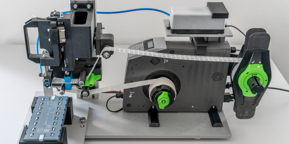 New Seal Applicator: Flexible, Low-Cost, and Precise