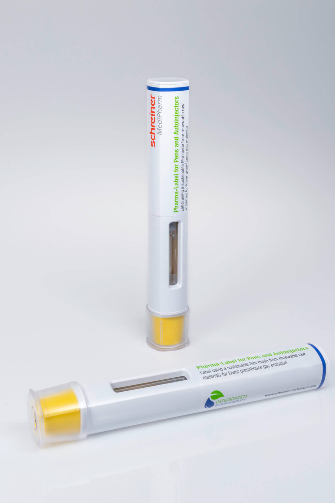 Autoinjectors are used for easy self-medication. The marking label made of environmentally friendly material can be equipped with individually combinable functions.
