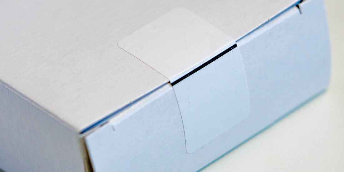Folding Box with Closure Seal: Closure seals enable first-opening indication and tamper evidence—and can be produced from sustainable materials in the future.