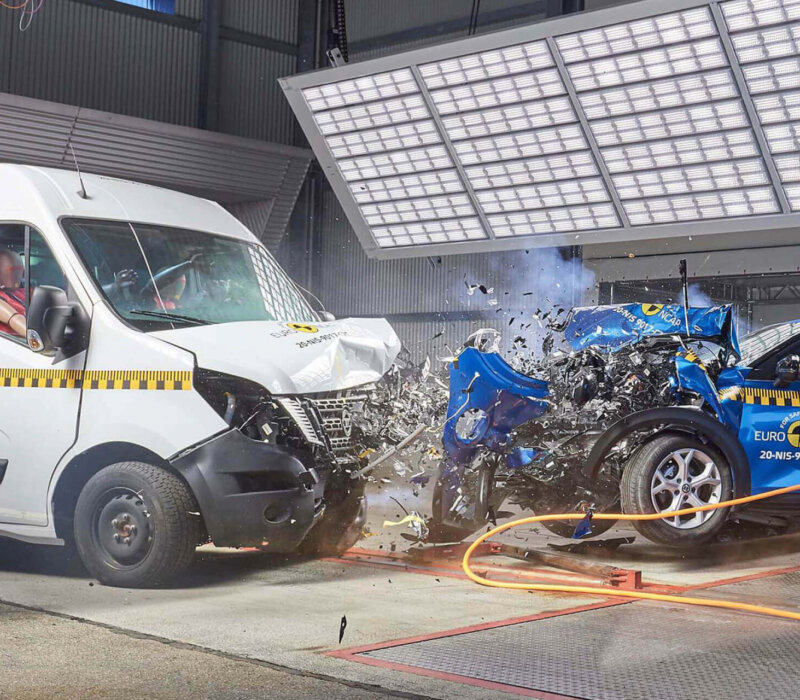 Airbag crash test