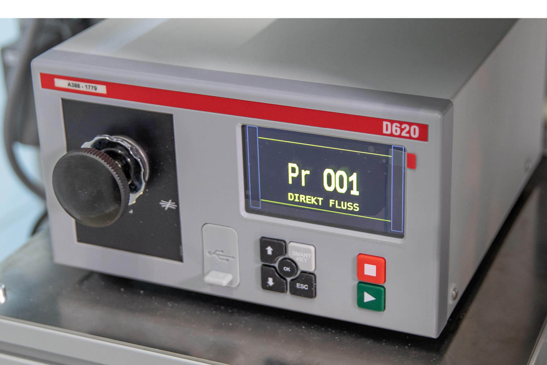 schreiner-group-pcs-ultrasonic-welding-airflow-measurement Finally, a check of the right airflow rate follows by means of integrated airflow measurement.